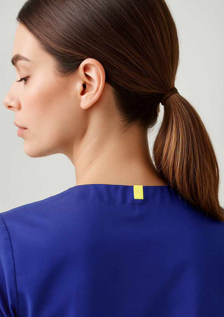 BIZ CARE Unisex Hartwell Reversible Scrub Top CST150US